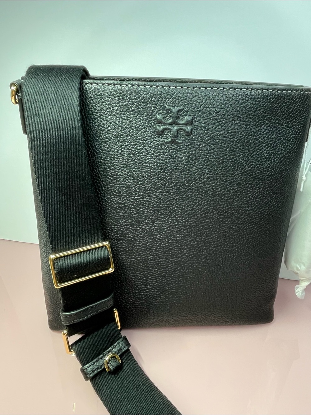 NWT Tory Burch Purse Crossbody
Bag Black Leather Thea
Swingpack Zip 🖤